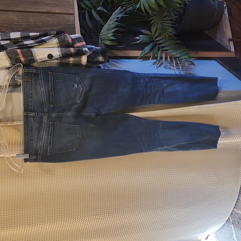 Studio Blue Jeans - Picture 2 of 4